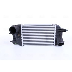 Kjøp Intercooler av NISSENS 96360 til den lave prisen 2813,08 NOK