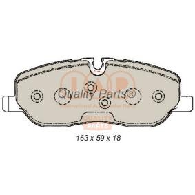 Kjøp Bremseklosser av IAP QUALITY PARTS 704-14078 til den lave prisen 1672,10 NOK