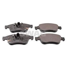 Acquista Kit pastiglie freni da SWAG 33 10 0187 a buon mercato per soli 38,27 €
