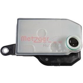 Köp Hydraulikfilter, automatväxel av METZGER 8028028 till det låga priset 465,36 kr