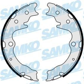 Comprar Zapata de freno de mano de SAMKO 89820 a bajo precio de 30,30 €