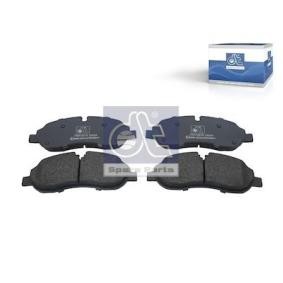 Kjøp Bremseklosser av DT Spare Parts 12.93107 til den lave prisen 788,97 NOK