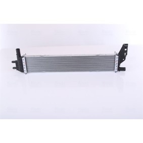 Acquista Radiatore motore da NISSENS 606793 a buon mercato per soli 145,86 €
