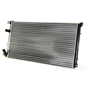 Kjøp Radiator, motorkjøling av THERMOTEC D7R022TT til den lave prisen 947,08 NOK