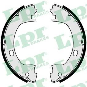 Comprar Zapata de freno de mano de LPR 01015 a bajo precio de 25,17 €