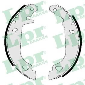 Comprar Juego de zapatas de frenos de LPR 04780 a bajo precio de 55,72 €