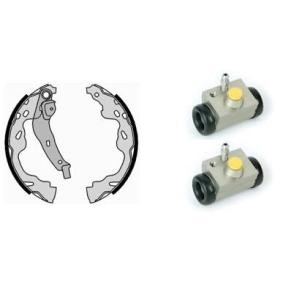Comprar Juego de zapatas de frenos de BREMBO H 83 013 a bajo precio de 178,04 €