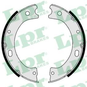 Comprar Zapata de freno de mano de LPR 09050 a bajo precio de 31,55 €