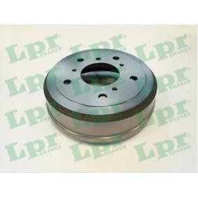 Bremstrommel 7D0231 VOLKSWAGEN LT von LPR