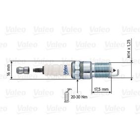 Köp Tändstift av VALEO 246900 till det låga priset 140,37 kr