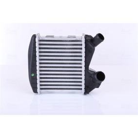 Acquista Intercooler da NISSENS 96499 a buon mercato per soli 127,95 €