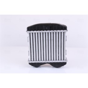 Acquista Intercooler da NISSENS 96893 a buon mercato per soli 104,92 €