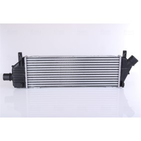 Kjøp Intercooler av NISSENS 96578 til den lave prisen 1242,97 NOK