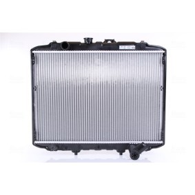 Acquista Radiatore motore da NISSENS 67015 a buon mercato per soli 86,12 €