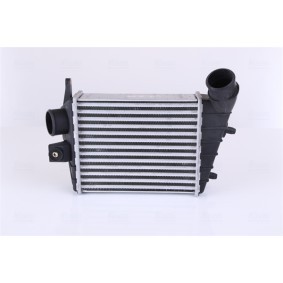 Acquista Intercooler da NISSENS 96699 a buon mercato per soli 90,54 €