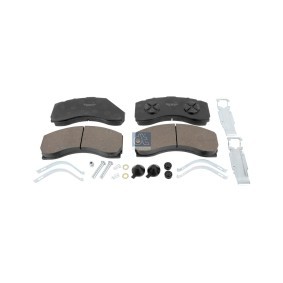 Kjøp Bremseklosser av DT Spare Parts 4.90936 til den lave prisen 1644,43 NOK