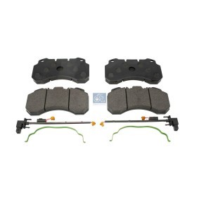 Kjøp Bremseklosser av DT Spare Parts 6.95109 til den lave prisen 3291,09 NOK