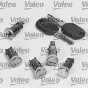 Køb Låsecylindersæt af VALEO 256030 til den lave pris 156,04 DKK