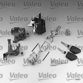 Køb Låsecylindersæt af VALEO 252567 til den lave pris 1418,66 DKK