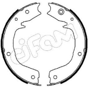 Comprar Zapata de freno de mano de CIFAM 153-267 a bajo precio de 31,14 €