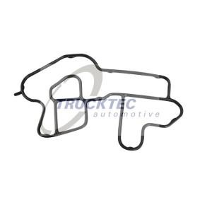 Acquista Guarnizione, Radiatore olio da TRUCKTEC AUTOMOTIVE 02.18.124 a buon mercato per soli 7,35 €