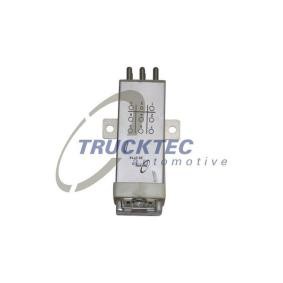 Compre Relé de protección contra sobretensión del ABS de TRUCKTEC AUTOMOTIVE online para Clase C T-modell (S202) a precios moderados