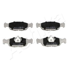 Acquista Kit pastiglie freni da ASHIKA 50-03-390 a buon mercato per soli 29,40 €