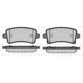 Köp Bromsbelägg av MAGNETI MARELLI 363916060690 till det låga priset 609,73 kr