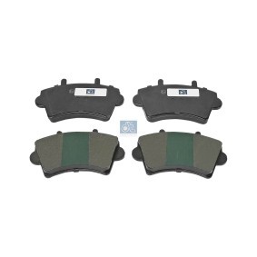 Kjøp Bremseklosser av DT Spare Parts 6.95120 til den lave prisen 594,39 NOK