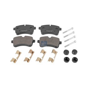 Kjøp Bremseklosser av DT Spare Parts 7.92618 til den lave prisen 862,49 NOK