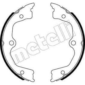 Köp Handbromsbackar av METELLI 53-0495 till det låga priset 452,72 kr