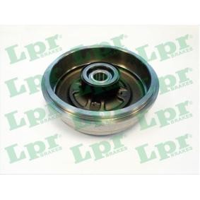 Comprar Tambor de freno de LPR 7D0700CA a bajo precio de 127,40 €