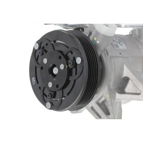 Comprar Kit de embrague de VALEO 827010 a bajo precio de 2141,38 €