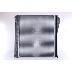Kjøp Intercooler av NISSENS 96136 til den lave prisen 3428,05 NOK