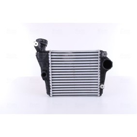 Köp Intercooler av NISSENS 961435 till det låga priset 3570,53 kr