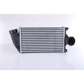Köp Intercooler av NISSENS 96174 till det låga priset 1268,42 kr