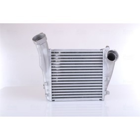 Köp Intercooler av NISSENS 96178 till det låga priset 3266,42 kr