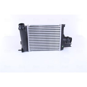 Köp Intercooler av NISSENS 96328 till det låga priset 2169,66 kr