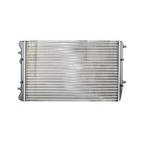 Achetez des Radiateur du moteur BSG BSG 90-520-006 à prix pour 109,84 €
