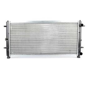 Kjøp Radiator, motorkjøling av BSG BSG 90-520-009 til den lave prisen 2368,31 NOK