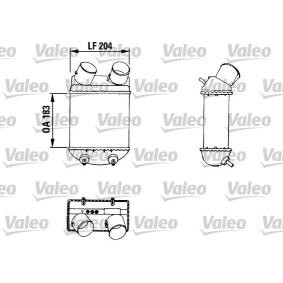 Köp Intercooler av VALEO 816755 till det låga priset 2780,24 kr