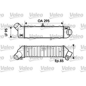 Kjøp Intercooler av VALEO 817767 til den lave prisen 3264,10 NOK