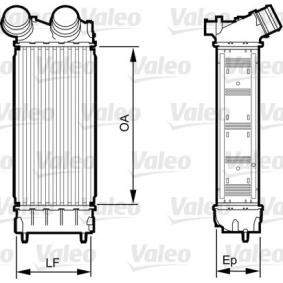 Köp Intercooler av VALEO 818226 till det låga priset 1296,41 kr