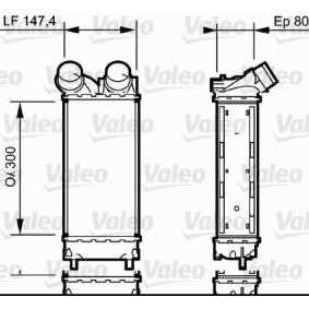 Köp Intercooler av VALEO 818837 till det låga priset 1311,86 kr