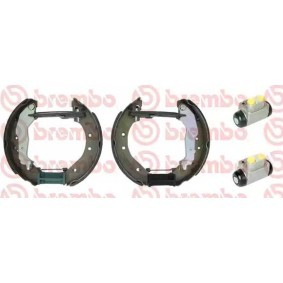 Köp Trumbromssats av BREMBO K 52 011 till det låga priset 1305,97 kr