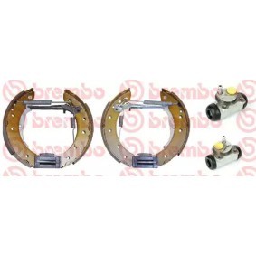 Köp Trumbromssats av BREMBO K 68 066 till det låga priset 1118,88 kr