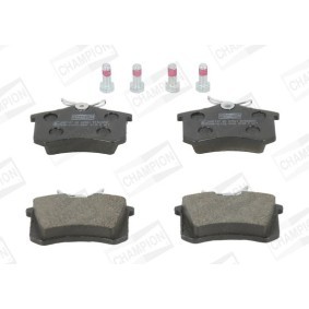 Achetez des Plaquettes de frein CHAMPION 573032CH à prix pour 89,93 €