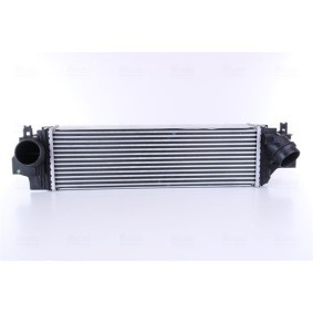 Kjøp Intercooler av NISSENS 96103 til den lave prisen 2952,54 NOK