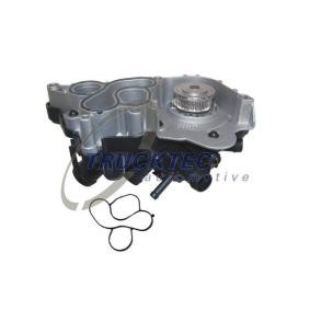 Wasserpumpe von TRUCKTEC AUTOMOTIVE