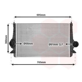 Kjøp Intercooler av VAN WEZEL 58004251 til den lave prisen 1361,74 NOK